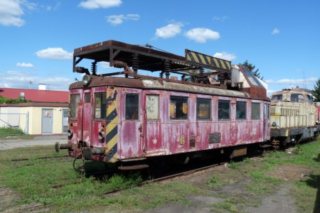 890.069-8 (M131.2069 ex. M131.1261) ,,Mandelinka,,